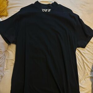 Off white mock tee